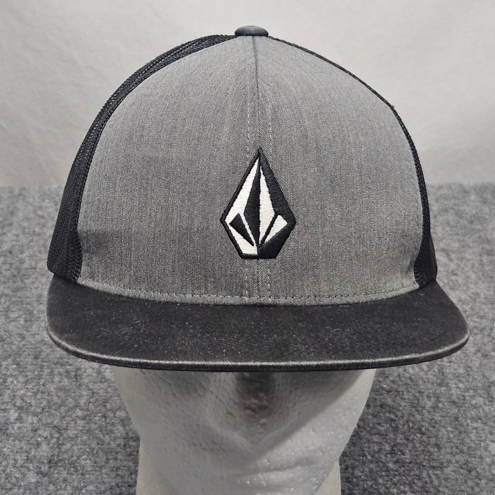 Volcom Trucker Hat Gray Black Snapback Logo Skate Surf Y2K Festival Pop Punk